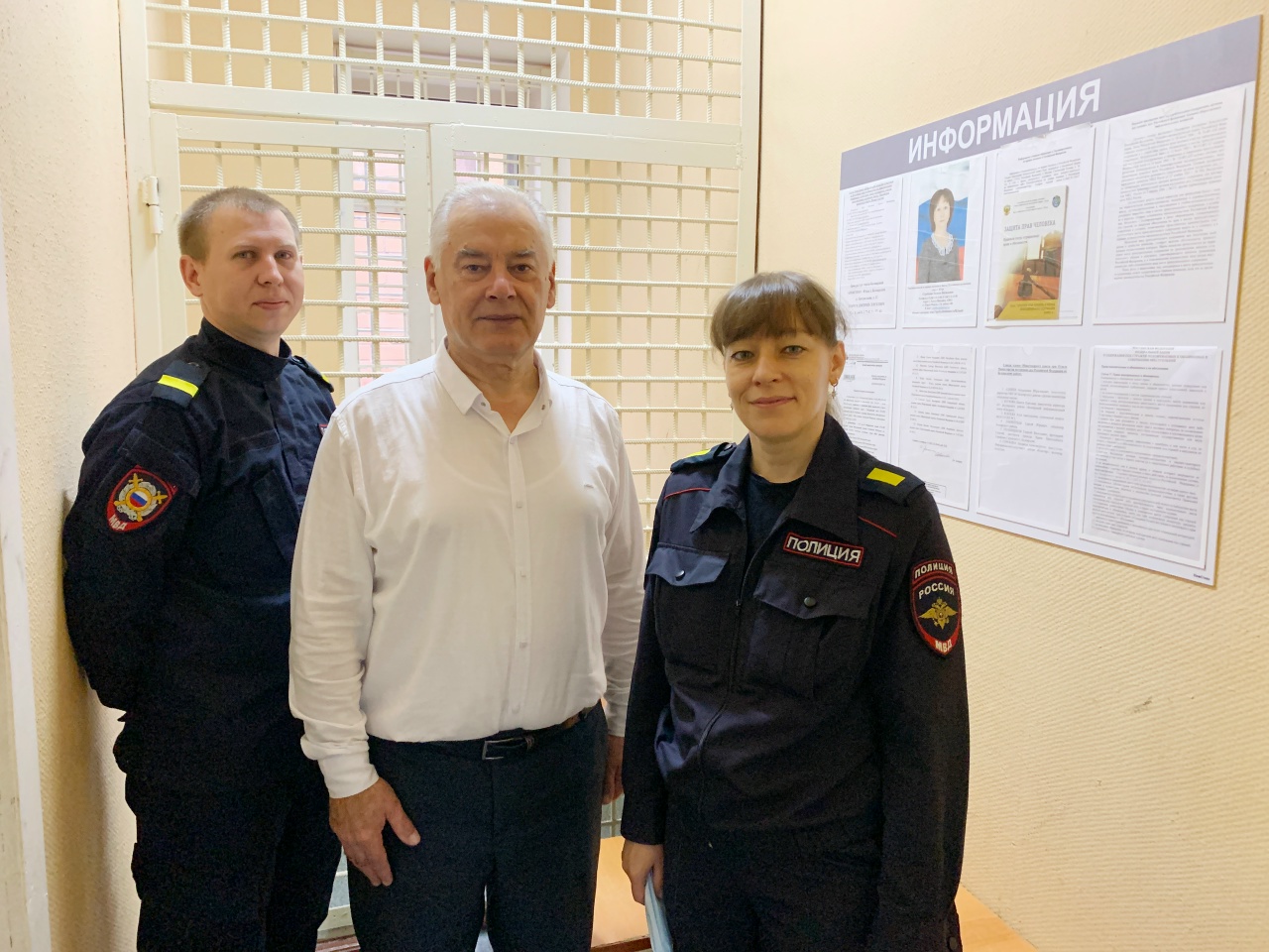 12 сентября 2025 Общественники в Белоярском проверили изолятор временного содержания