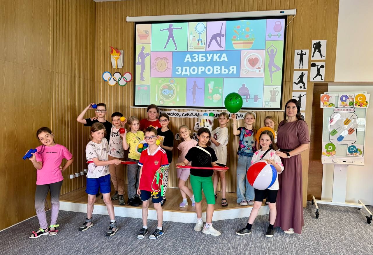 16 июня 2025 В Белоярском общественники и полицейские говорят с детьми о здоровом образе жизни