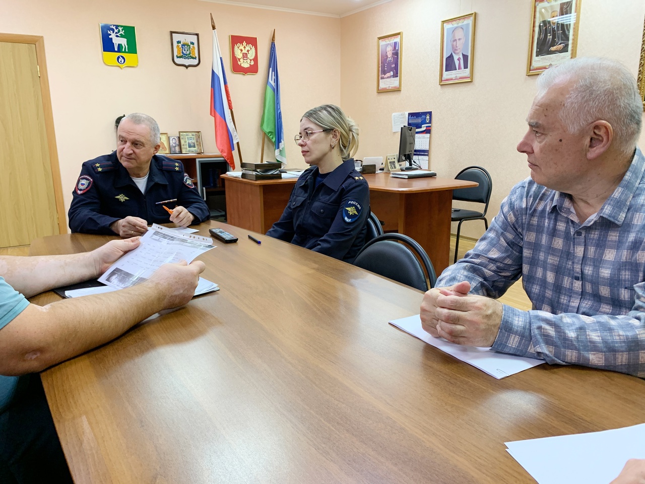 23 декабря 2024 Начальник ОМВД России по Белоярскому району провел прием граждан по личным вопросам